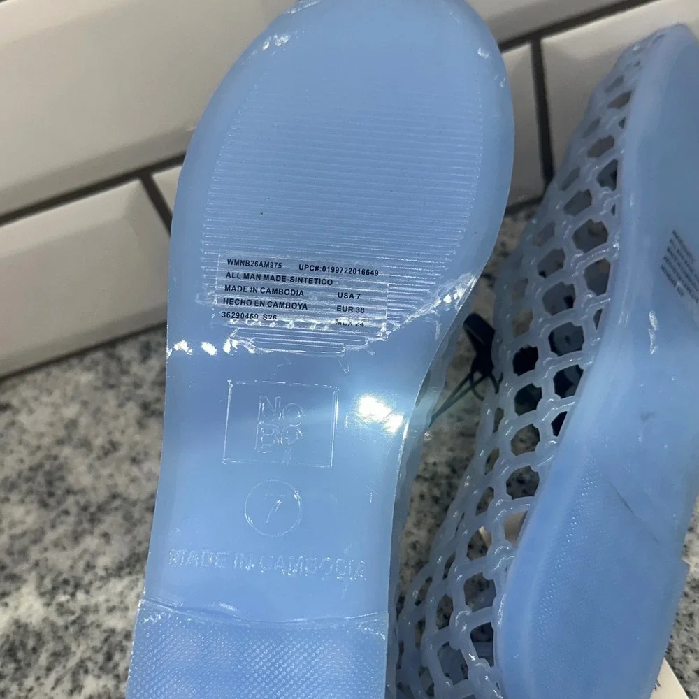 No Boundaries Womens 7 Jelly Flats Blue Caged Lattice Memory Foam Retro Summer